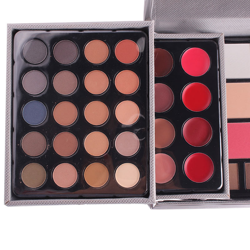 Multifunctional Makeup Artist
