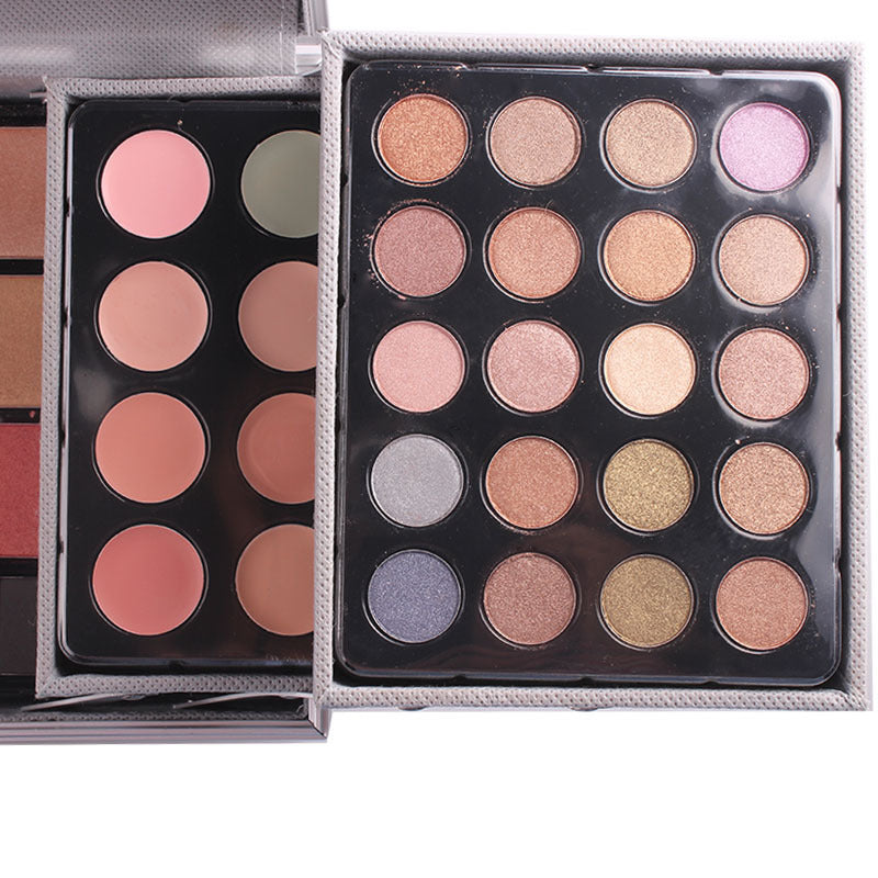 Multifunctional Makeup Artist